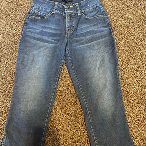 Signature Studio Blue Denim Jean Capri pants with Brass Accents